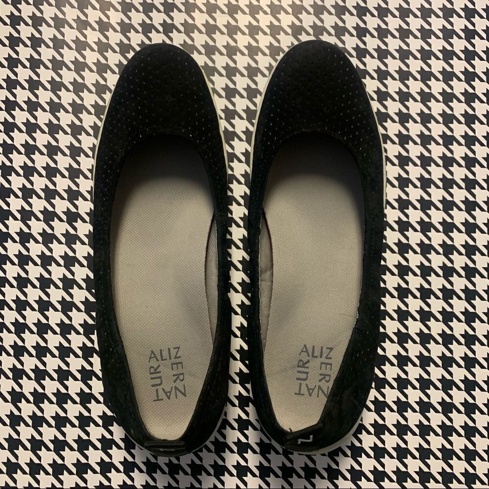 Naturalizer Philippe slip on sneaker 9.5, black with white soles - Picture 8 of 8